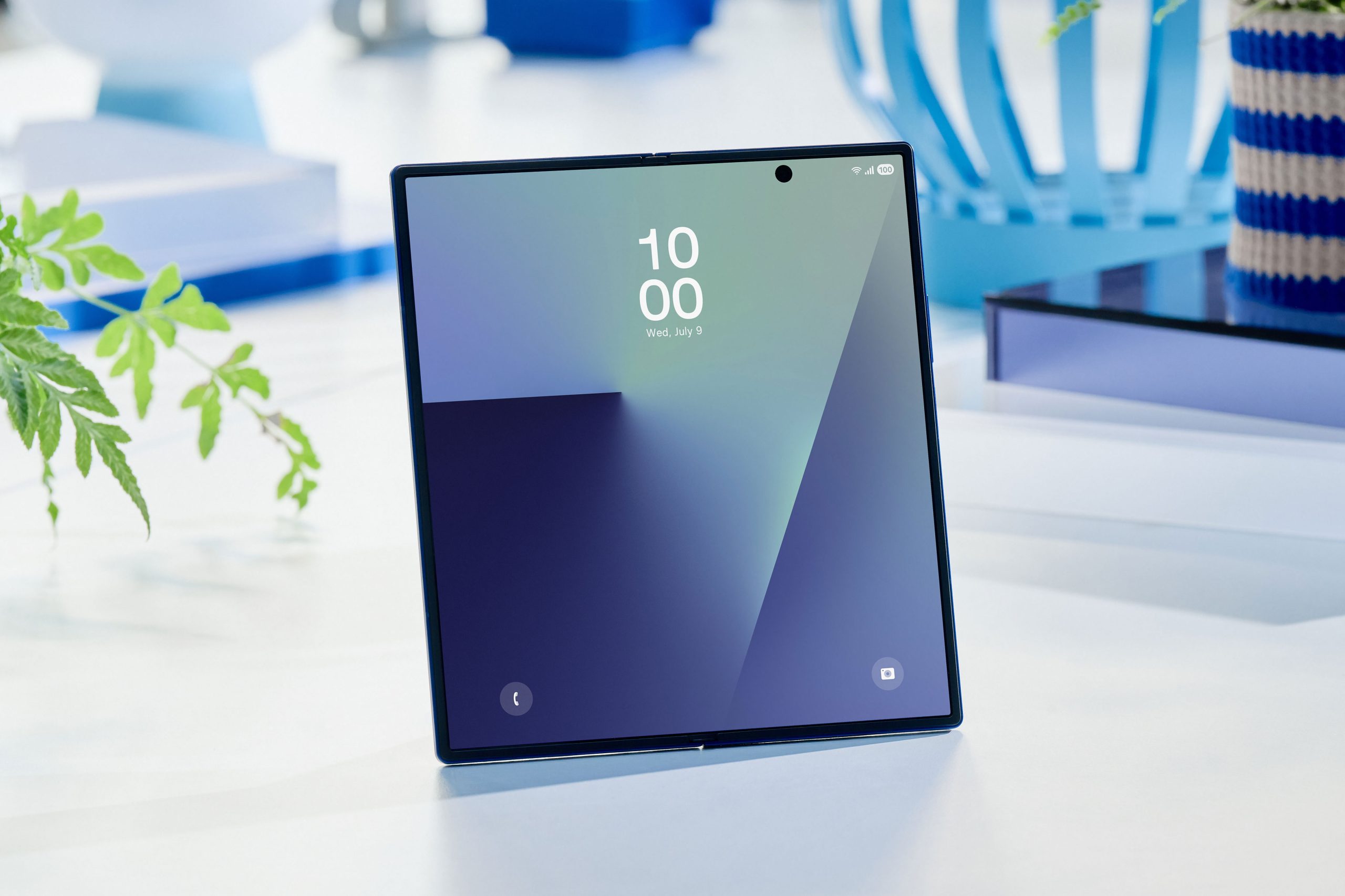 Samsung бьёт рекорды на родине: более 1,04 млн предзаказов на Galaxy Z Fold7 и Z Flip7, причём 60% пришлись на Fold