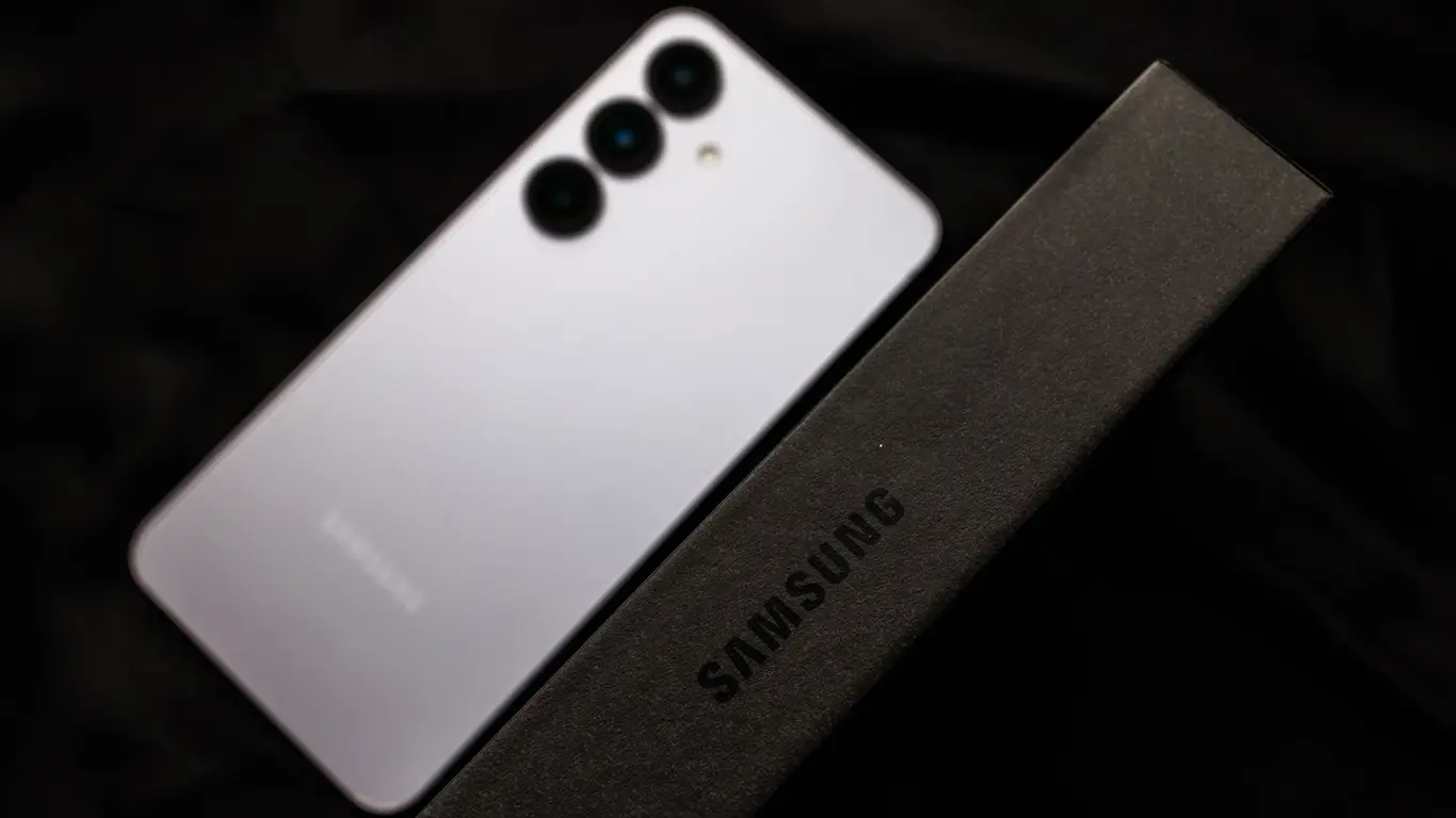 Samsung лишила One UI 8 опции разблокировки загрузчика на всех смартфонах Galaxy