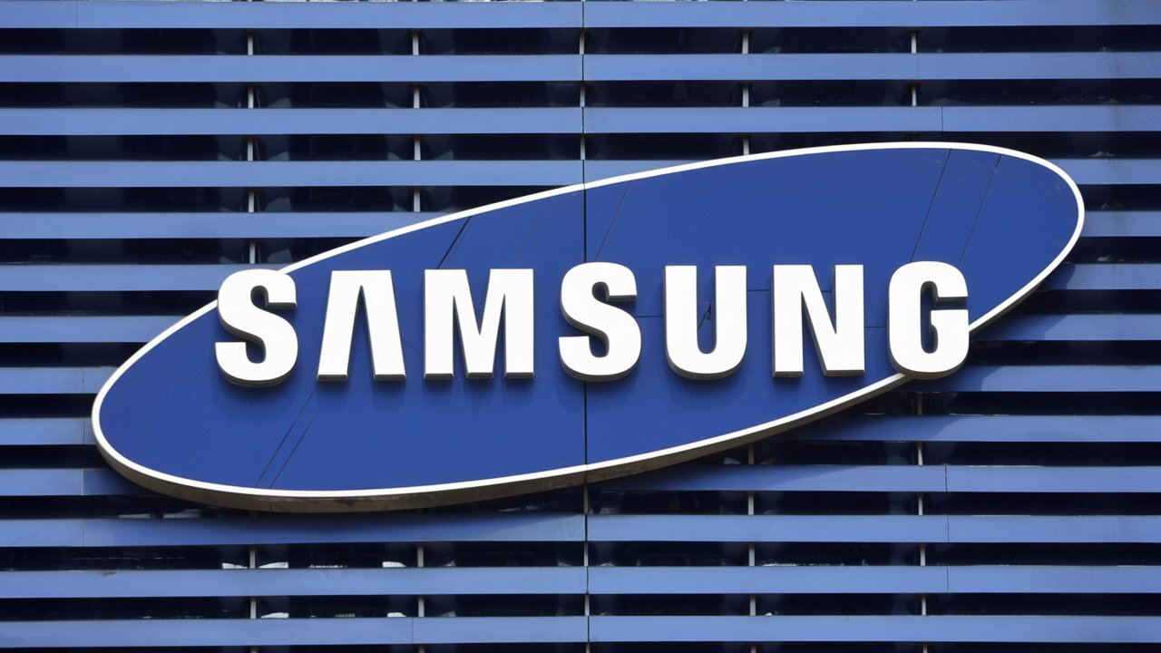 Котировки Samsung просели, несмотря на рекордный контракт с Tesla на поставку ИИ-чипов