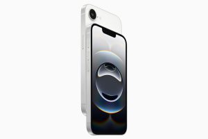 iPhone 16e в России подешевел до 40 тысяч рублей — почти 40% падение за полгода