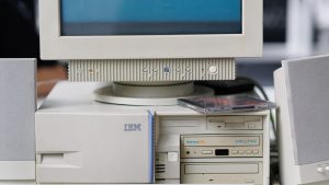 Житель Минска восстановил рабочую станцию IBM PC 365 с двумя Pentium Pro — на проект ушло пять лет