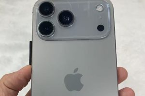 Китайский «iPhone 17 Pro» уже продаётся: подделка на Android копирует дизайн и даже «iOS 18»