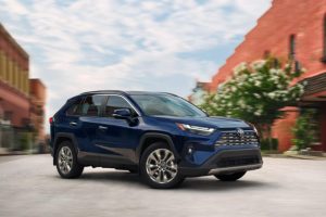 Gartner: Toyota, Mercedes и GM сильно отстают от Tesla и китайцев в гонке за автомобильное ПО