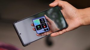 Samsung оснастит Galaxy S26 Ultra OLED-экраном Flex Magic Pixel с ИИ-фильтром «от любопытных глаз»