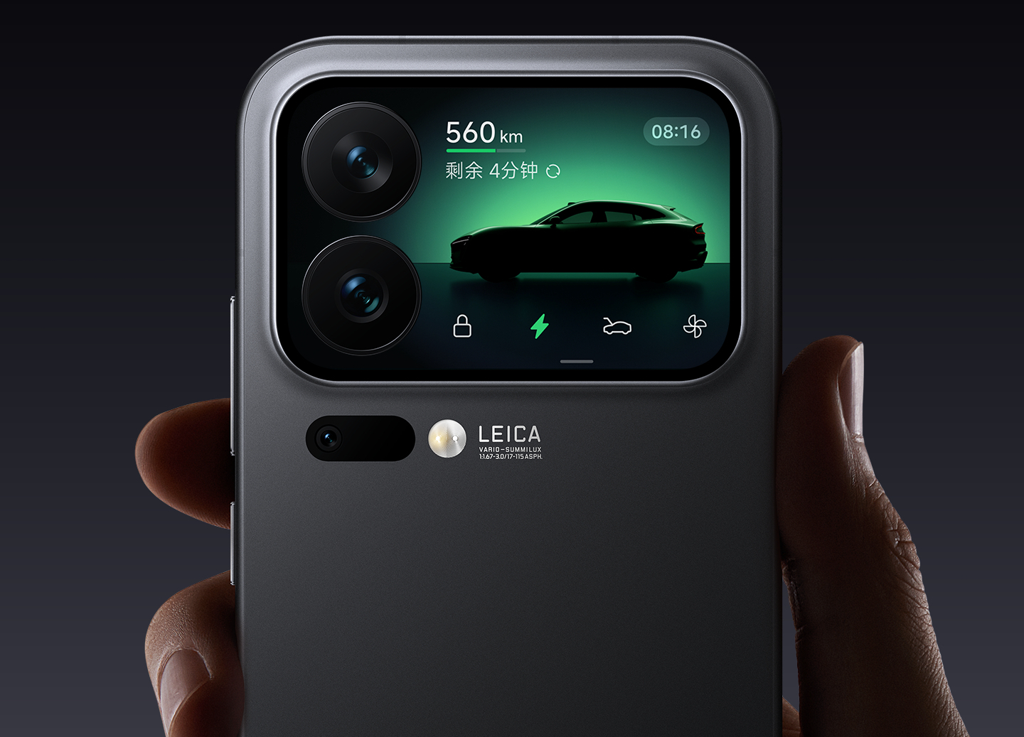 Фотоподборка Xiaomi 17, 17 Pro и 17 Pro Max: второй экран вскоре станет полезнее