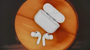 Apple запустила AirPods Pro 3, но функция Live Translation не поддерживает русский язык