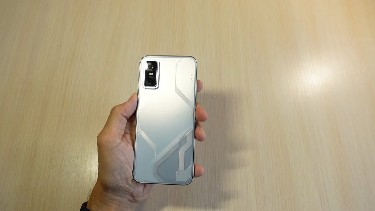 Обзор: Infinix Note 50 Pro+ опередил GT 30 Pro по камерам и материалам, но уступил в геймерских удобствах