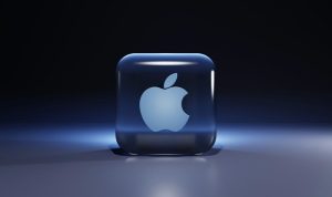 Cerence подала иск на Apple: спор о патентах Siri и клавиатуры может обойтись купертиновцам в миллиарды долларов