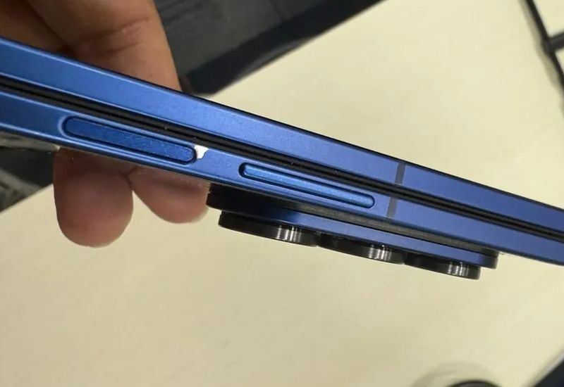 У первых владельцев Samsung Galaxy Z Fold7 начала облазить краска корпуса — дефект, знакомый по Fold6