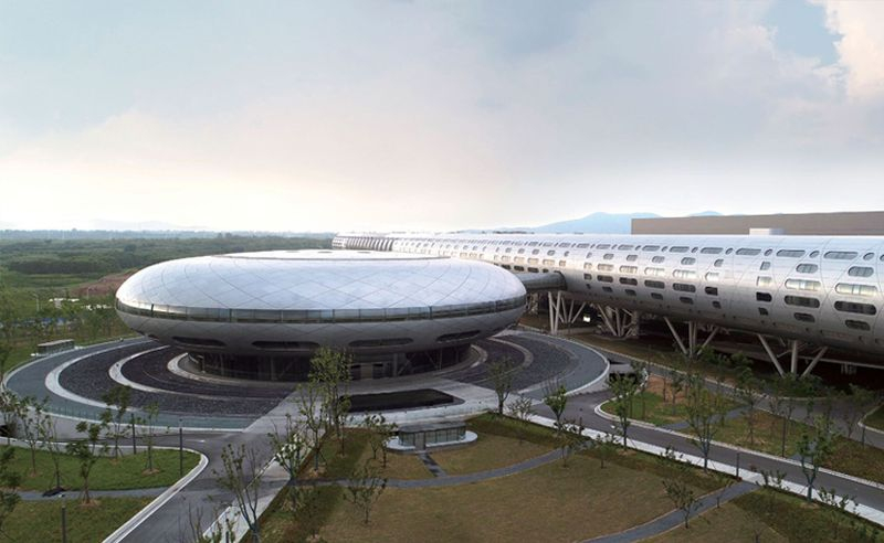 Аналитики Macquarie: санкции США против нанкинского завода лишат TSMC менее 3% выручки