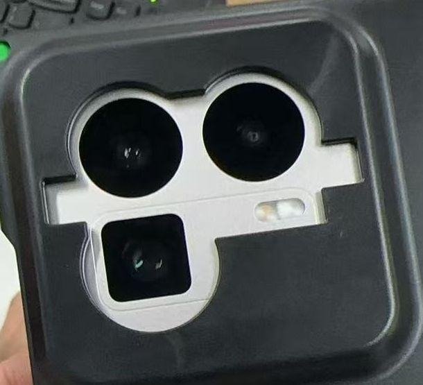 Realme GT 8 Pro получит 200-Мп перископ и фирменные цвета Ricoh — инсайдер показал дизайн камеры