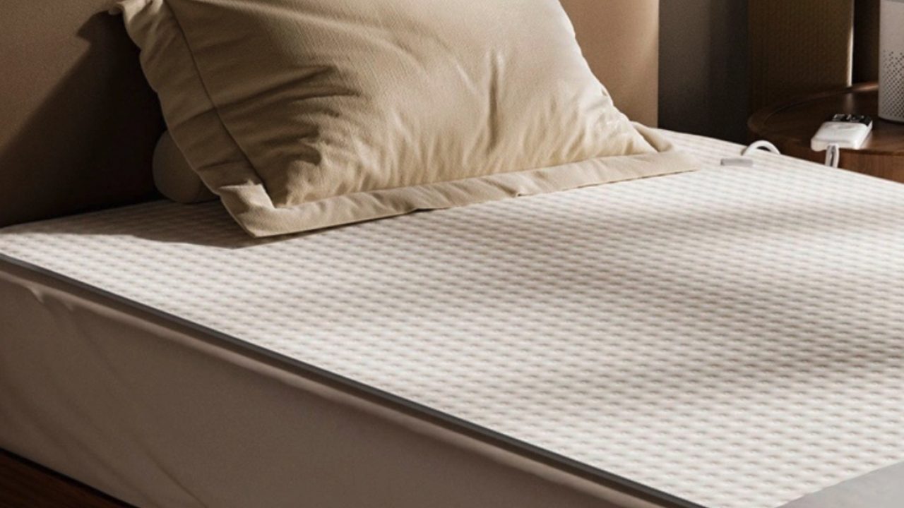 Xiaomi представила умное электроодеяло Mijia: подогрев и устранение 99% пылевых клещей