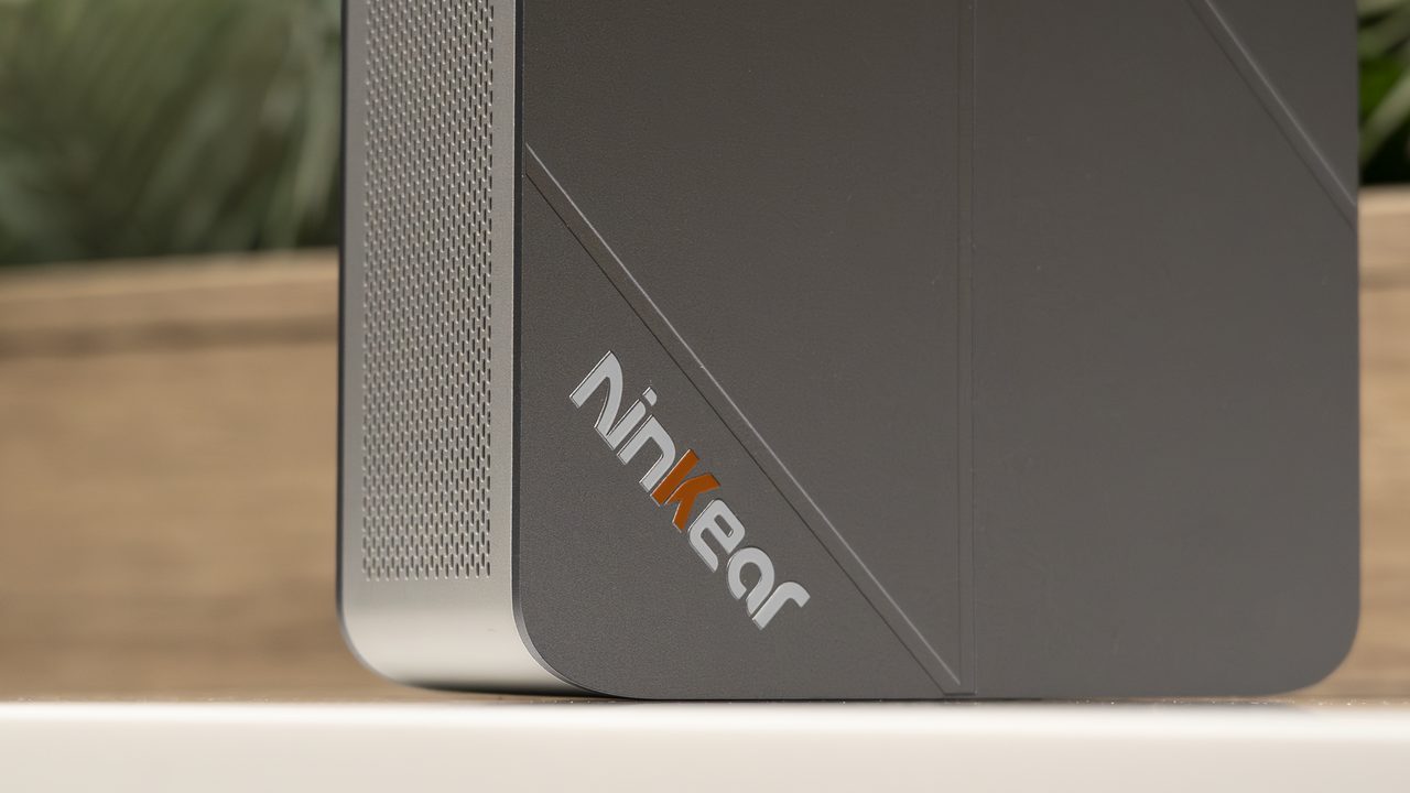 Мини-ПК Ninkear M8 с Ryzen 7 8745HS и графикой Radeon 780M вышел в России за 40 тыс. рублей