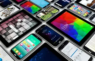 Samsung запатентовала самовосстанавливающееся стекло для складных смартфонов