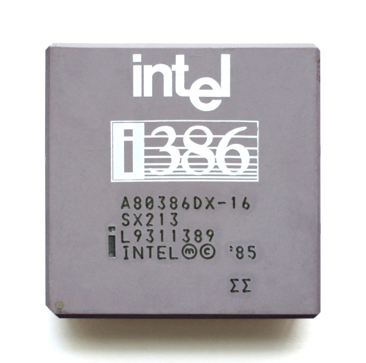 40 лет Intel i386: первый 32-битный x86, который сделал ПК по-настоящему многозадачными
