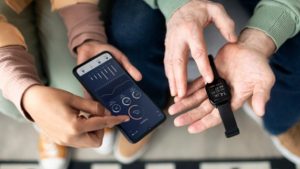 «М.Видео» сообщила о 40% росте онлайн-продаж по предзаказу iPhone 17, Apple Watch Series 11 и AirPods Pro 3