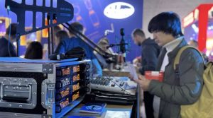 «Октава ДМ» на Light + Audio Tec 2025 показала цифровую экосистему OWS и первый российский петличный микрофон «Жук»