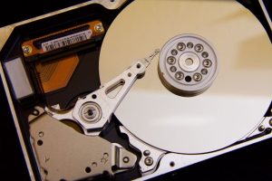 Western Digital расследует повышенный выход из строя SMR-дисков Blue и Red объёмом 2–6 ТБ — владельцам рекомендовано проверить накопители