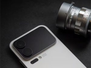 Инсайдер: Xiaomi 17 Ultra выйдет без вспомогательного дисплея, но с новой камерой на 200 Мп