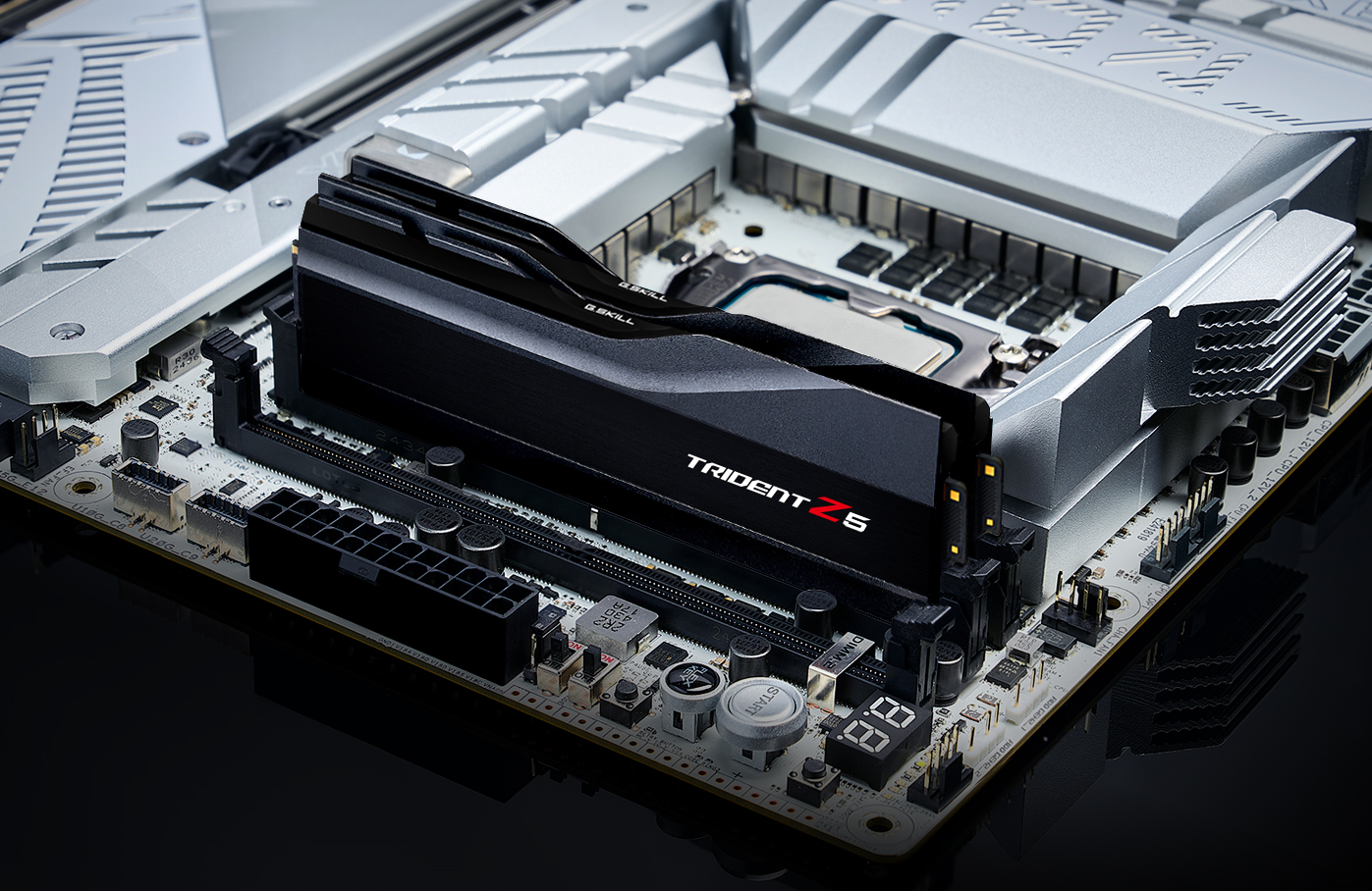 Продажи материнских плат обрушились на 40–50% из-за резкого подорожания оперативной памяти