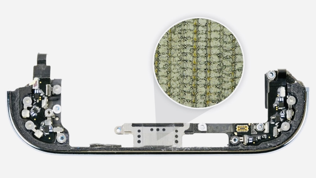iFixit выяснила, что USB-C порт iPhone Air напечатан по медицинской 3D-технологии образца 2019 года