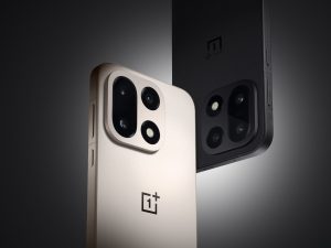 Версия OnePlus 15 с 16 ГБ получила память LPDDR5X Ultra+ со скоростью 10 667 Мбит/с