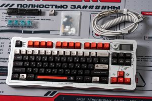 Dark Project показала титановую игровую клавиатуру с «живым» OLED-экраном за 500 000 рублей