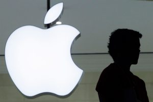 Bloomberg: в 2026 году Apple выведет на рынок до 15 устройств, включая первый складной iPhone
