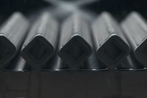 Apple наладила серийную 3D-печать титановых корпусов Apple Watch и USB-C-порта для iPhone Air