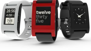 Сообщество Rebble обвинило основателя Pebble Эрика Мигиковски в попытке получить контроль над их наработками