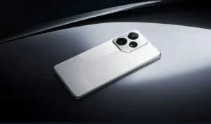 Digital Chat Station раскрыл ключевые характеристики Realme Neo 8: плоский OLED Samsung 1.5K, Snapdragon 8 Gen 5 и батарея 8000 мАч