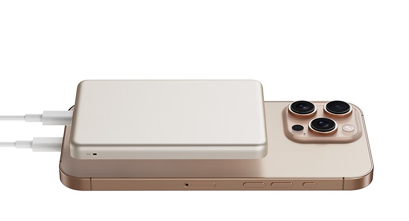 Xiaomi представила сверхтонкий пауэрбанк Super Slim Magnetic Power Bank 5000 с MagSafe-совместимостью за 2000 рублей