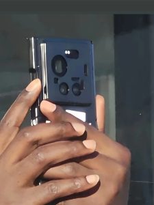 Фотофлагман Xiaomi 17 Ultra с дюймовым сенсором камеры представят в декабре