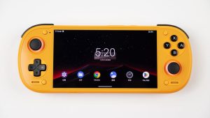 Консоль Retroid Pocket 6 показали вживую: финальный дизайн и запуск игр с PS2