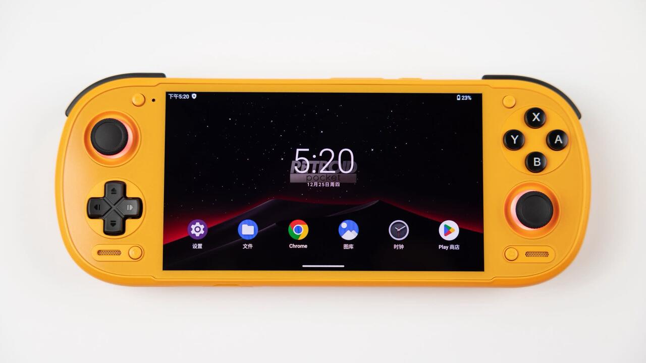 Консоль Retroid Pocket 6 показали вживую: финальный дизайн и запуск игр с PS2