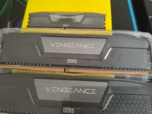 Мошенники маскируют DDR4 под DDR5: выявлена поддельная оперативная память Corsair Vengeance