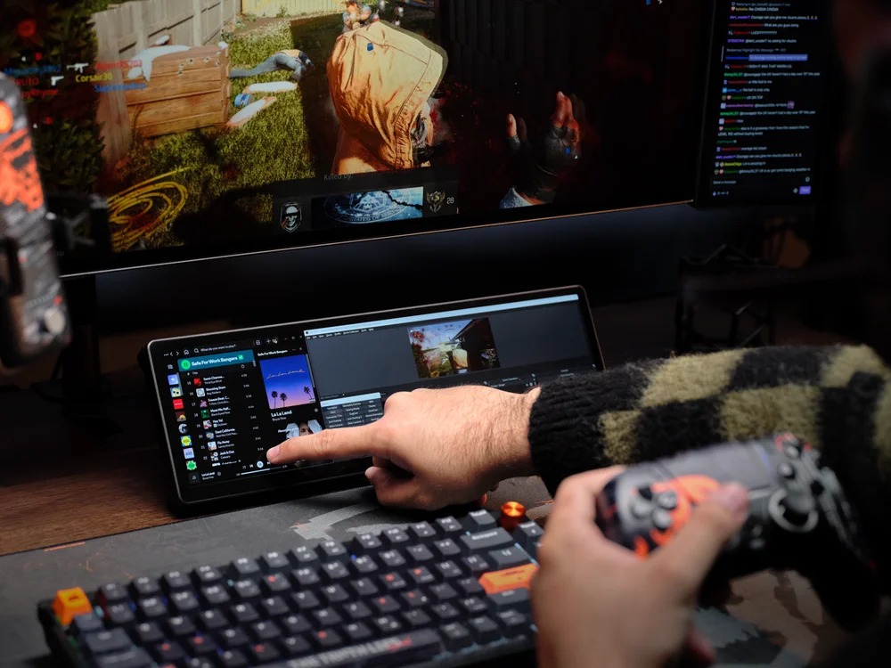 Corsair представила сенсорный дисплей Xeneon Edge в белом и полупрозрачном Atomic Purple