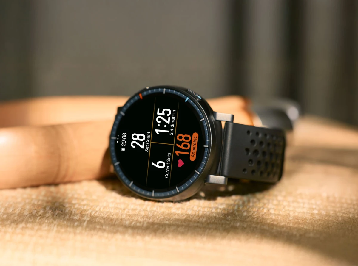 В России представлены умные часы Amazfit Active Max с экраном 3000 нит и автономностью до 25 дней