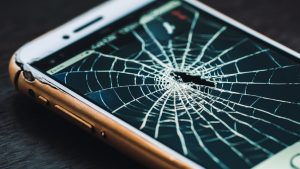 Россияне реже выбирают защитные стекла при покупке нового смартфона