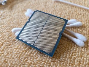 Владельцы Ryzen 5 9600X сообщают о массовых отказах процессоров на платах ASRock