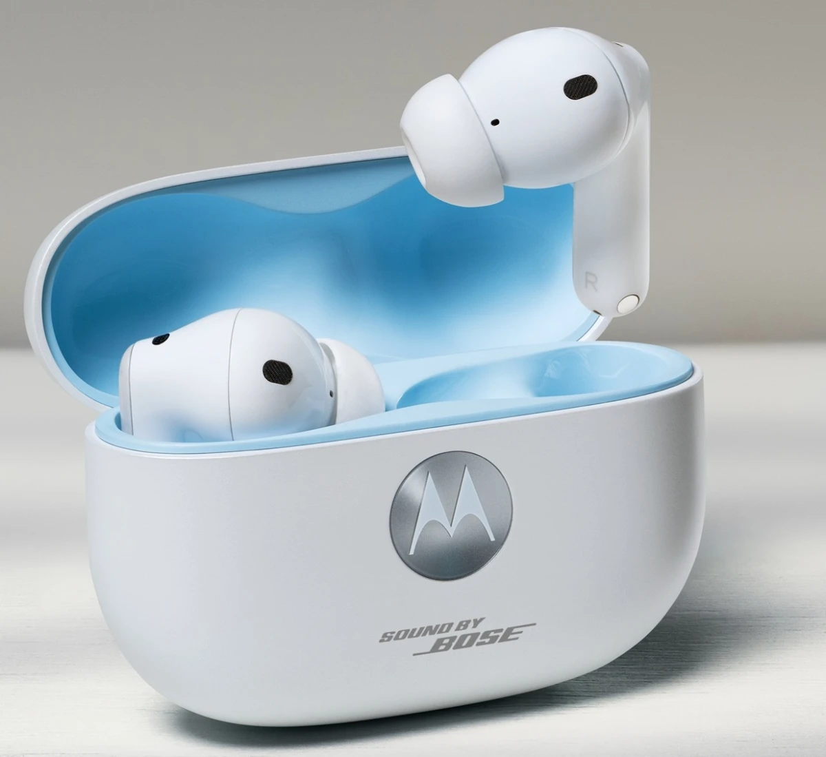 Moto Buds 2 Plus засветились на официальных рендерах с брендом Sound by Bose