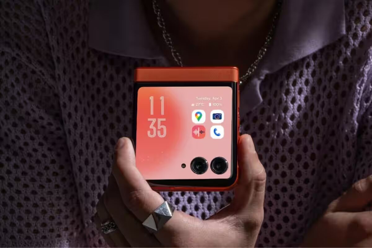 Складной смартфон Motorola Razr 70 прошёл сертификацию в ОАЭ: мировой релиз на подходе