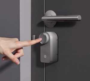 Xiaomi выводит умный замок Self-Install Smart Lock на глобальный рынок