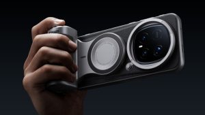 HONOR Magic 8 Pro вышел в России: 200-Мп камера, экран 6000 нит и защита IP69K от 119 990 рублей