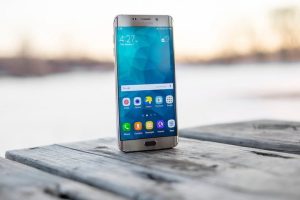 Barclays: Apple может отложить выпуск складного iPhone Fold до декабря