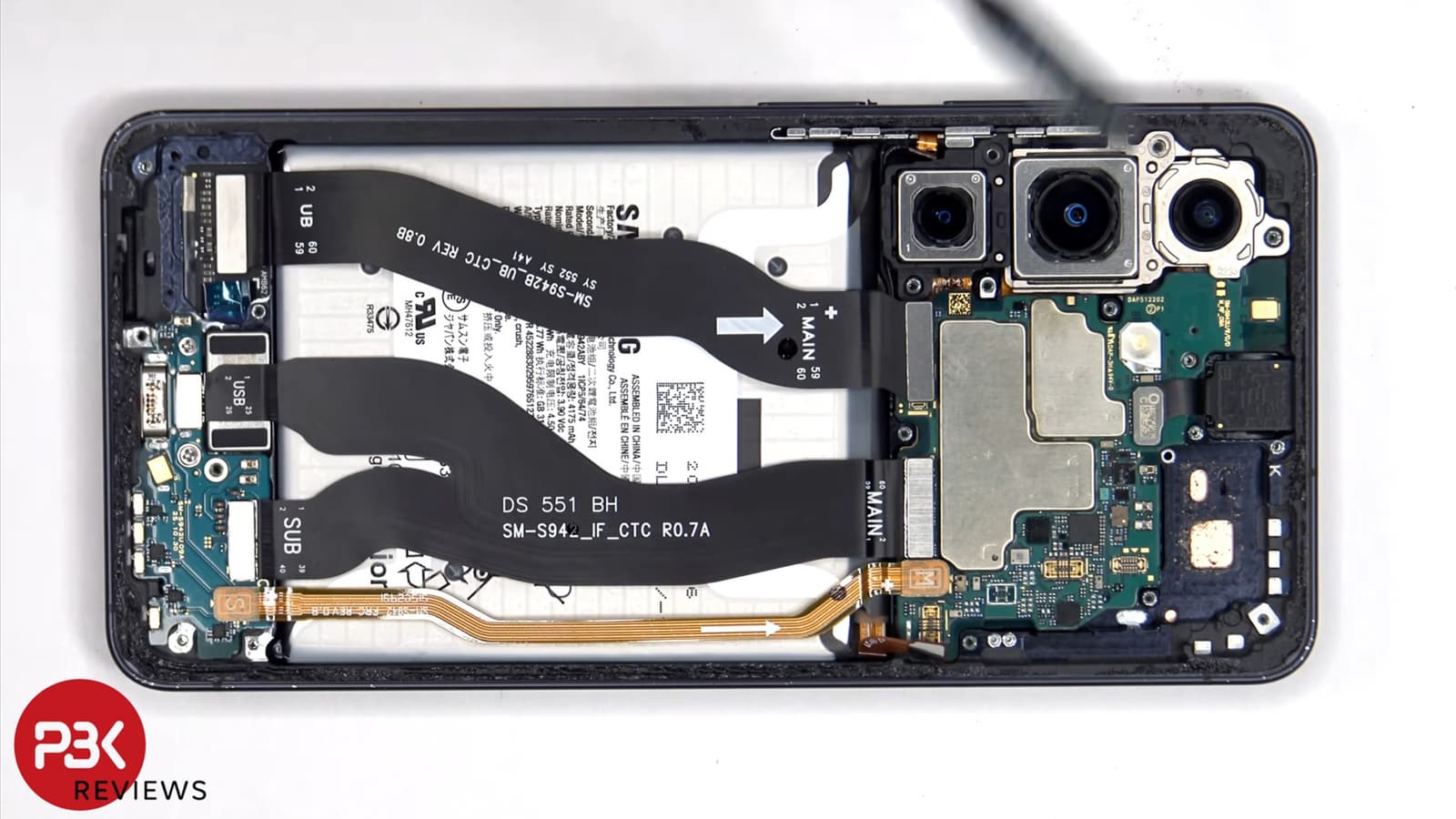 Первые CAD-рендеры Galaxy Z Fold 8: складной флагман Samsung может стать толще предшественника