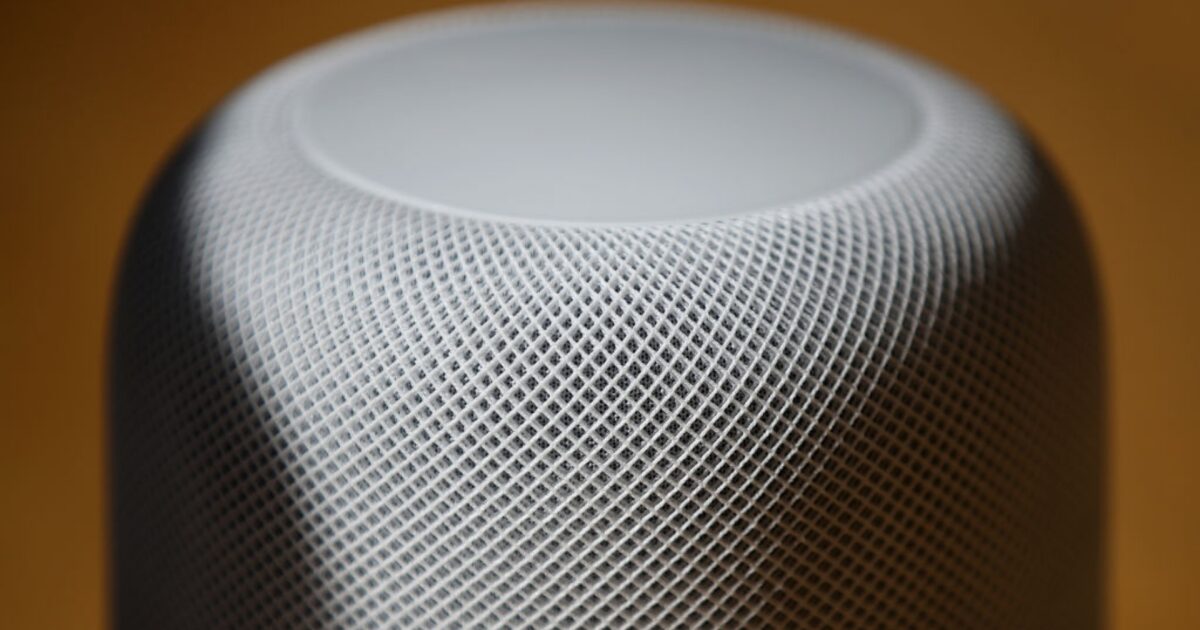 Проблемы с развитием Siri задержали выпуск новых умных устройств Apple до 2026 года