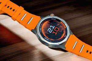 Представлены титановые смарт-часы Oppo Watch X3 с мониторингом давления и до 16 дней работы