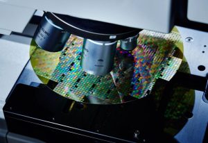 Google благодаря ИИ-буму вошла в топ‑5 крупнейших клиентов Samsung