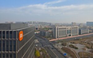 Xiaomi отмечает 16‑летие и объявляет о многомиллиардных вложениях в ИИ